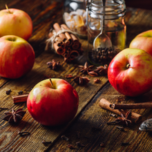 Load image into Gallery viewer, Candy Apple Soy Candle 270g