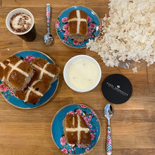 Load image into Gallery viewer, Hot Cross Buns 15ml Wholesale Oil