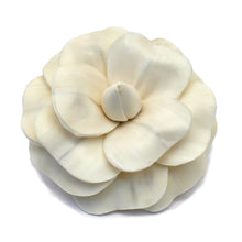 Load image into Gallery viewer, *Small Camellia - click for more colours (wholesale)-Wholesale Flowers-Angel Aromatics
